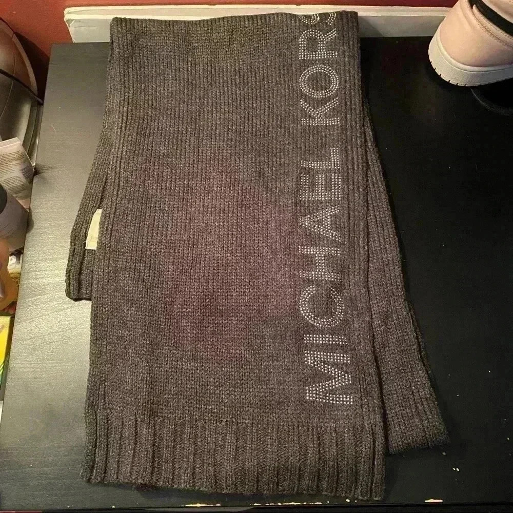 Michael Kors Grey Scarf
